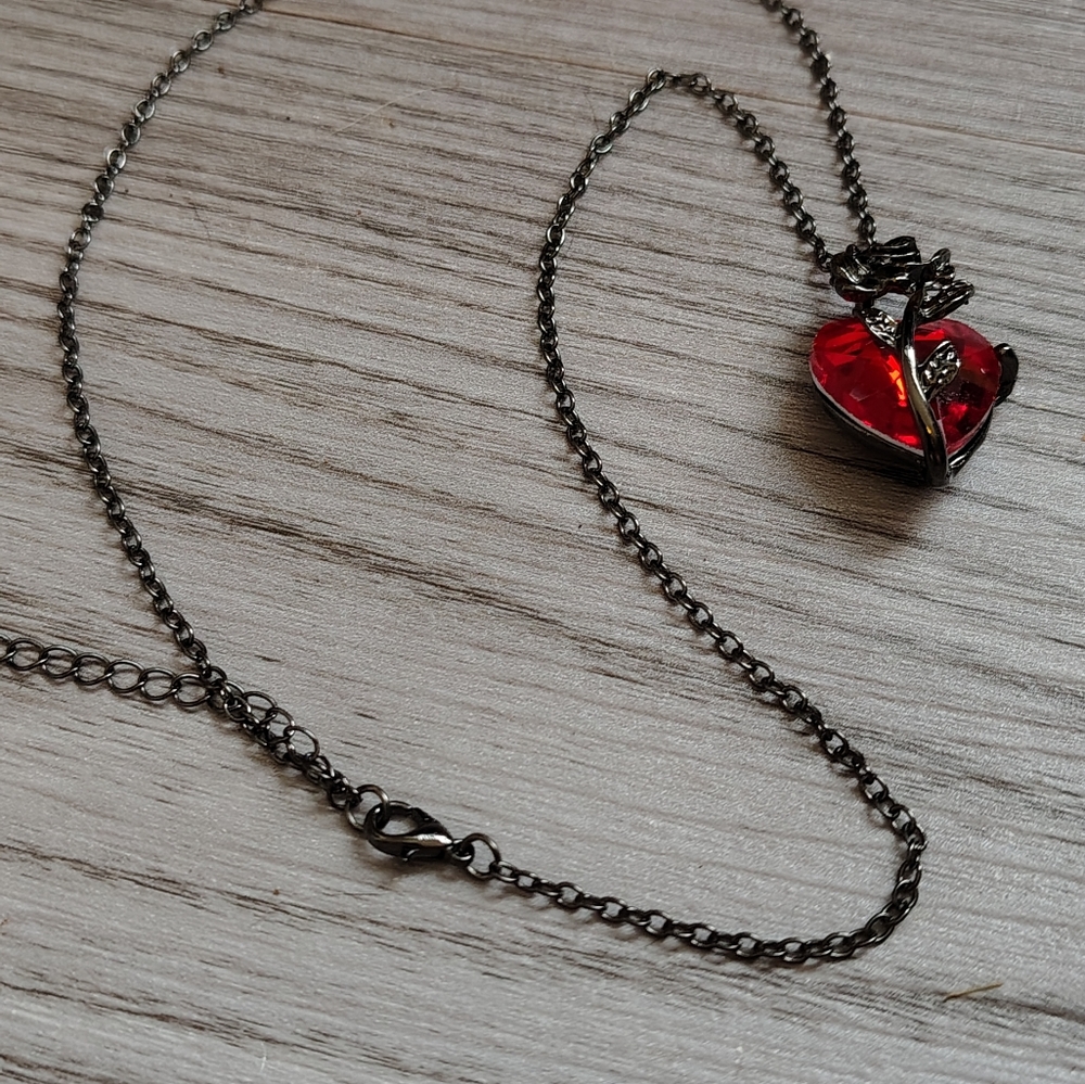 Rose necklace. - Picture 2 of 4